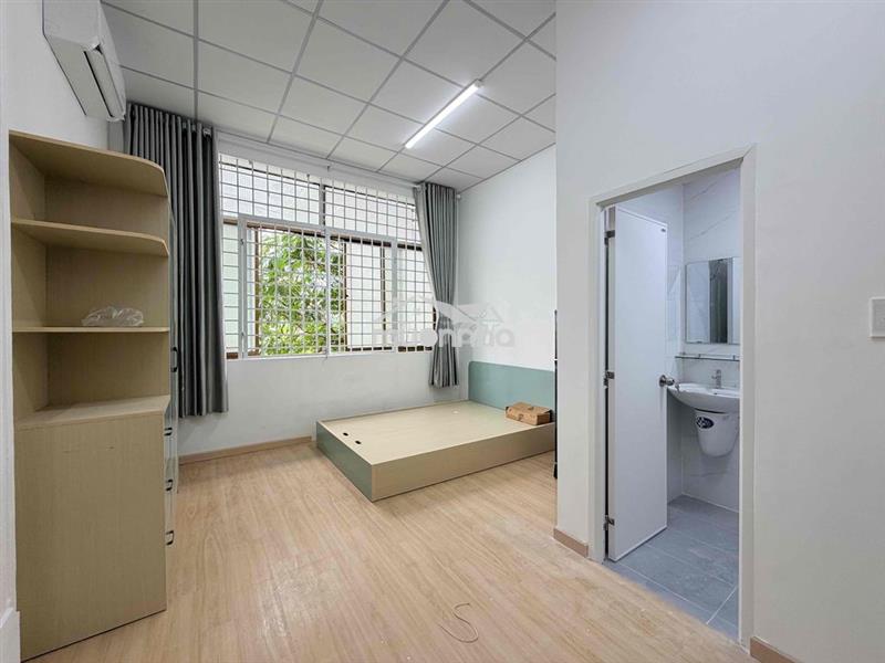 Căn hộ quận 4 cho thuê gần đh nguyễn tất thành, đh luật
