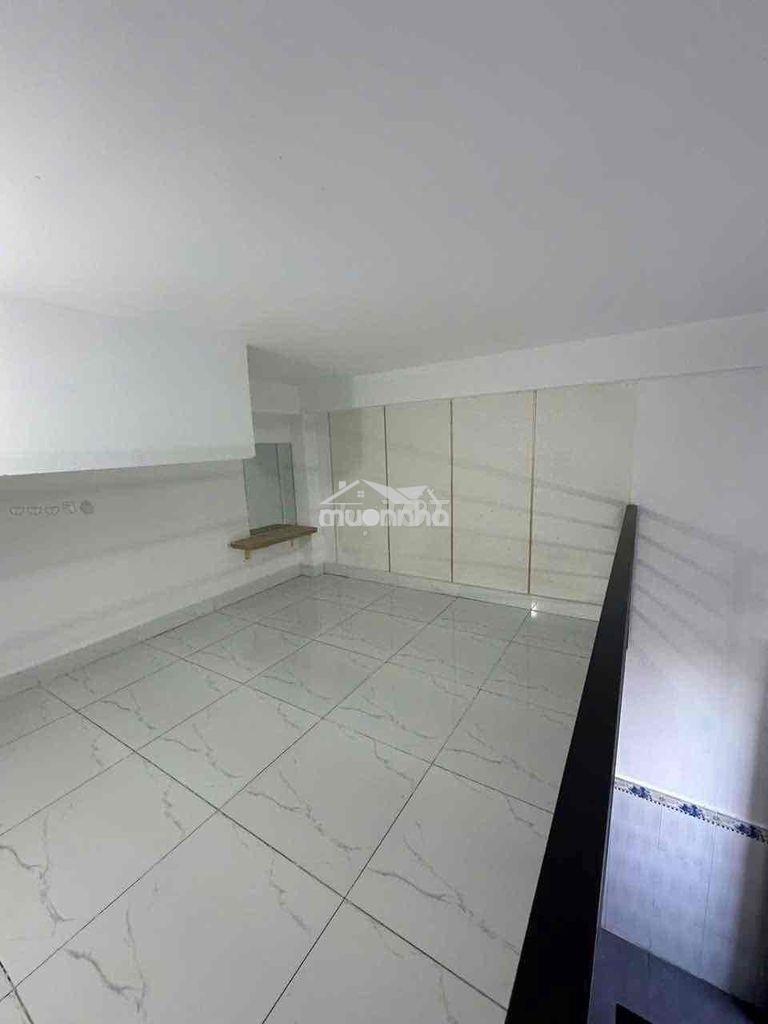 Duplex có ban công riêng nằm gần phú mỹ hưng tiện qua cresent và q1 - Ảnh 4