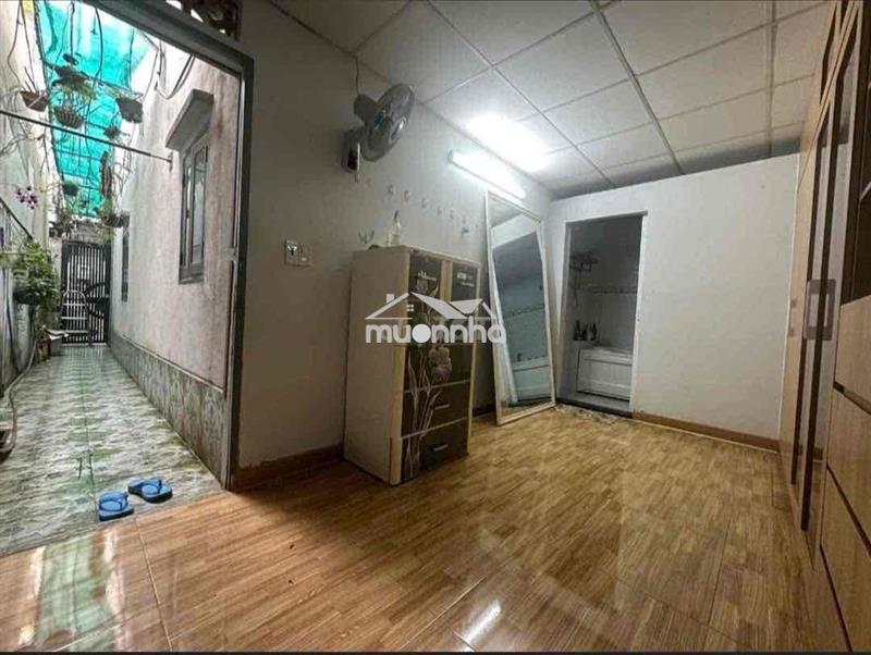 Nhà nguyên căn 6x4m - 3,5tr/ tháng sẵn máy lạnh