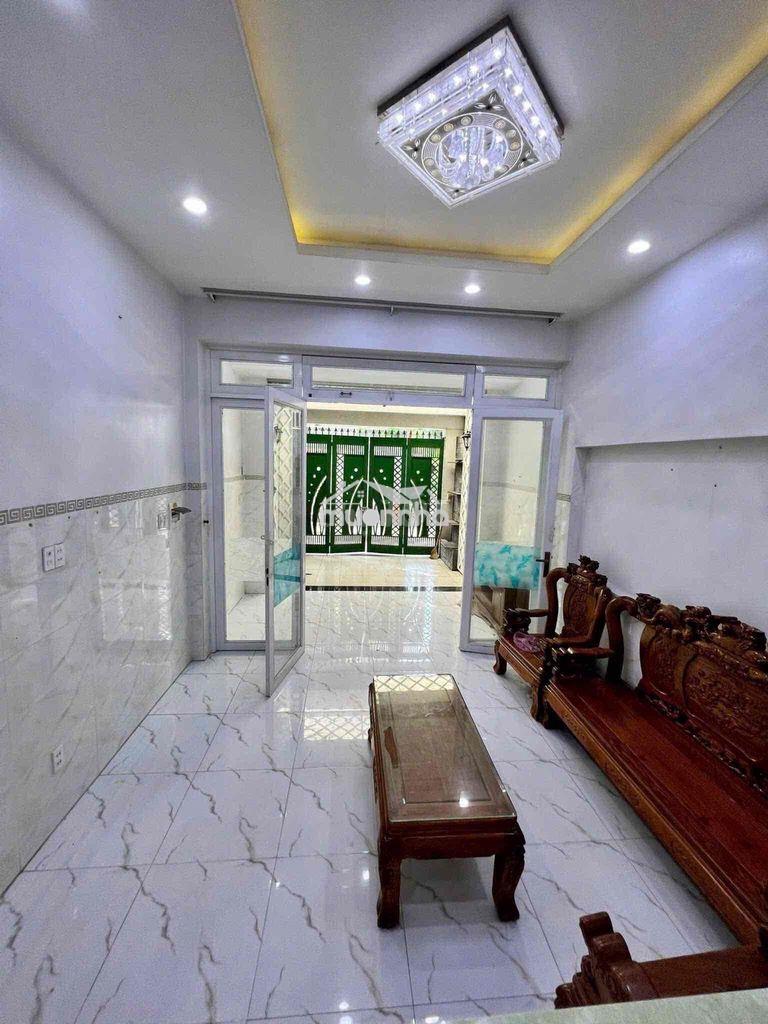 Nhà 4 tầng p. linh đông gần phạm văn đông,sẵn nội thất,sân oto - Ảnh 2