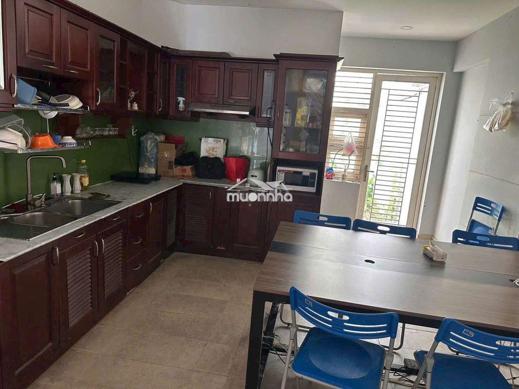 Nhà 2 lầu 4pn hẻm xe hơi đường lâm văn bền  - Ảnh 2