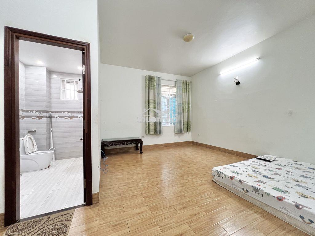Cho thuê phòng 32m2 - ngay bùng binh liên phường - Ảnh 2