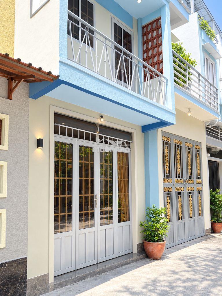 Xuất cảnh bán gấp ! nhà hẻm nguyễn tiểu la,| dt: 3x10m- 2 tầng|