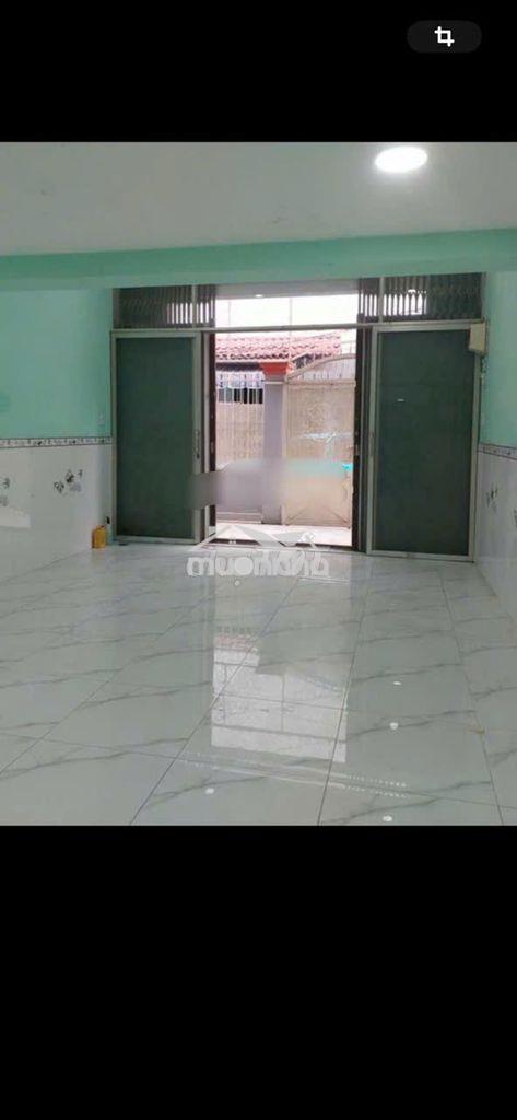 Nhà thuê hxh 4m lạc long quân p 9 tân bình  dt:  4,2 x 12m lửng, 1 lầu