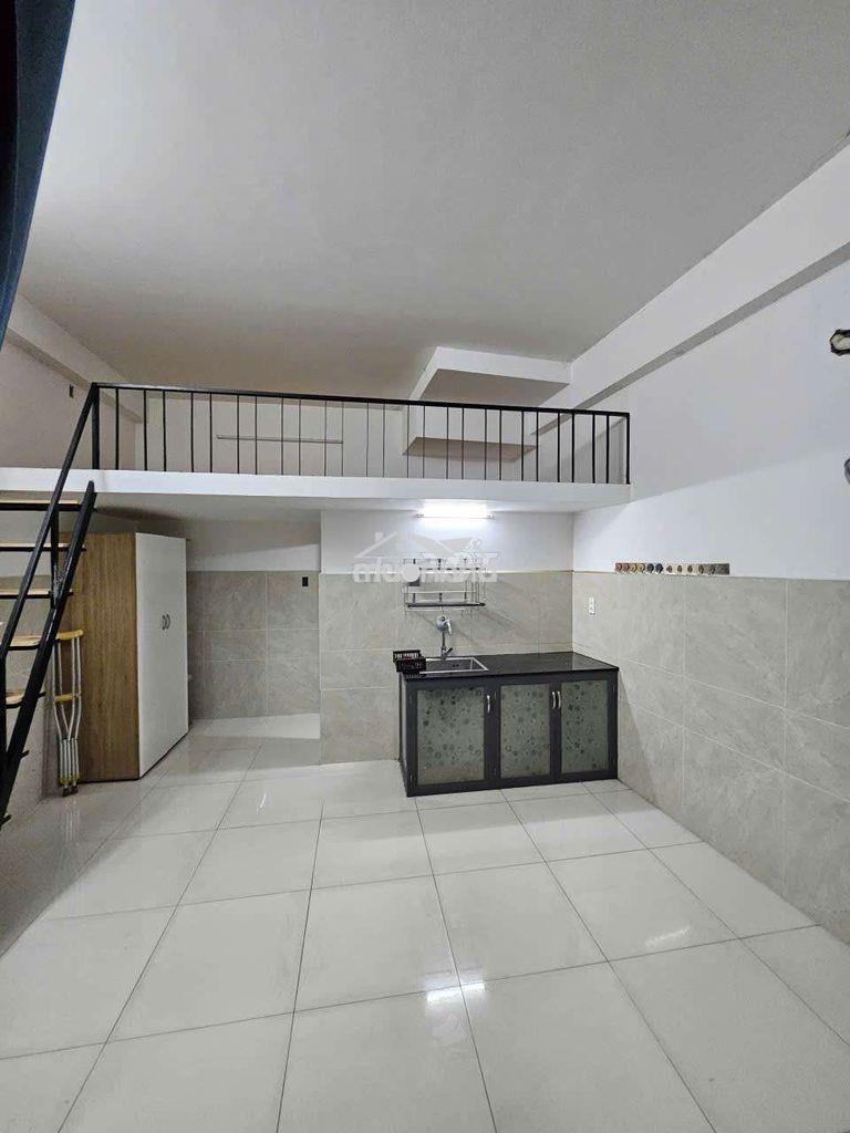 Phòng trọ tầng trệt rộng rãi 30m2, riêng biệt đường nguyễn văn quá - Ảnh 4