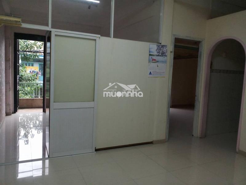 Cho thuê căn hộ cc đường đội cung ( q11 cũ), 7.5tr - 60m2