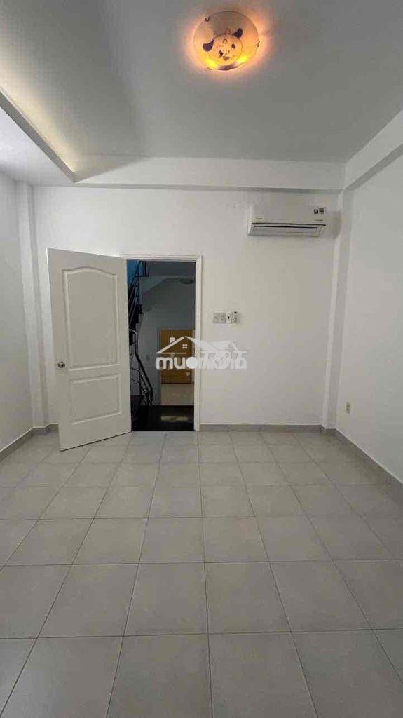Cho thuê nhà nguyên căn 4pn kế lâm văn bền p.tân quy quận 7