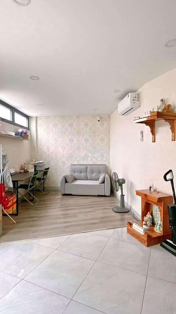 Nhà mới ( full nội thất ) lãnh binh thăng q11 , giá 12 triệu - Ảnh 2