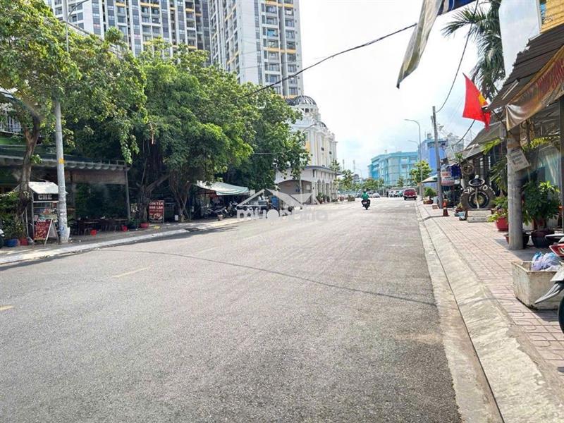 Cc bình đăng p6 q8 căn góc thoáng mát 63m 2pn gần bxq8 ko phí quản lý