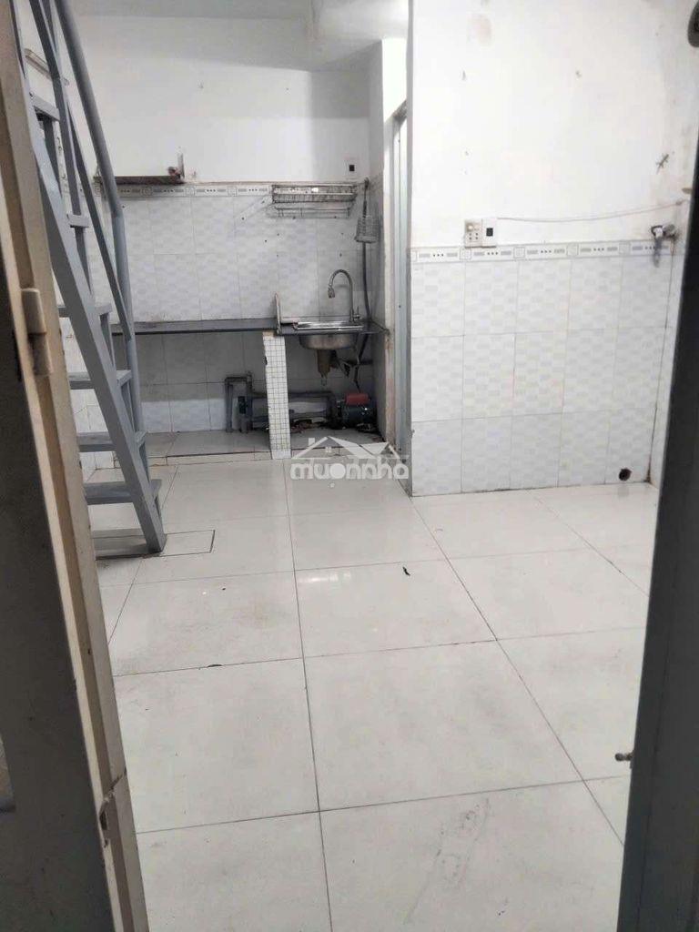 Nhà 2pn 2wc căn góc, vị trí đẹp hẻm 72 phan đăng lưu, phú nhuận