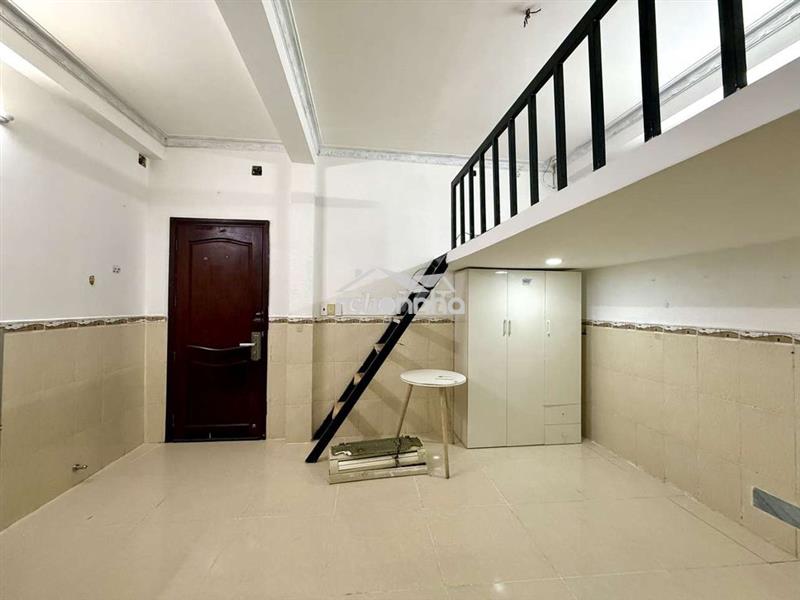 Phòng có gác 20m², đầy đủ nội thất – lý phục man, 5 triệu/tháng