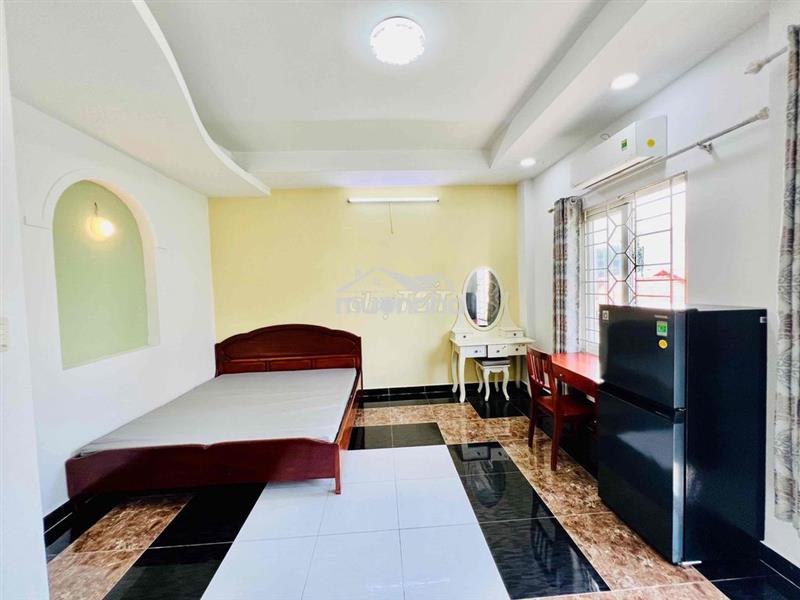 Căn hộ 2pn 70m2 full nội thất, đường 18 ngay gigamall