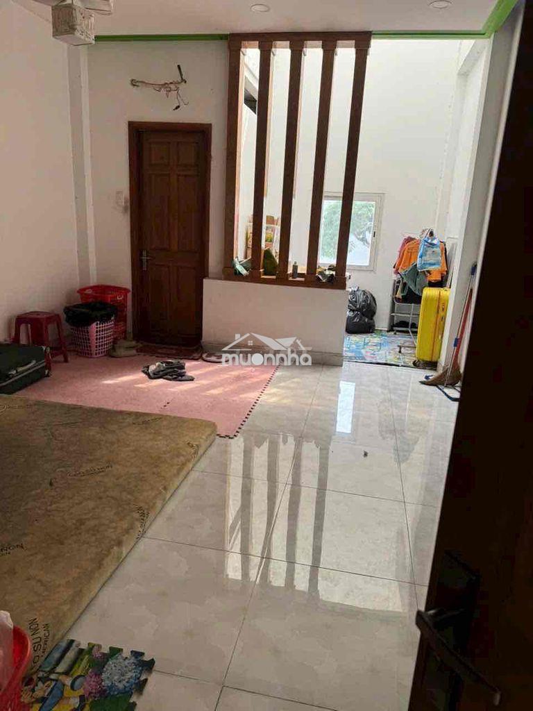 Nhà đẹp cần bán gấp