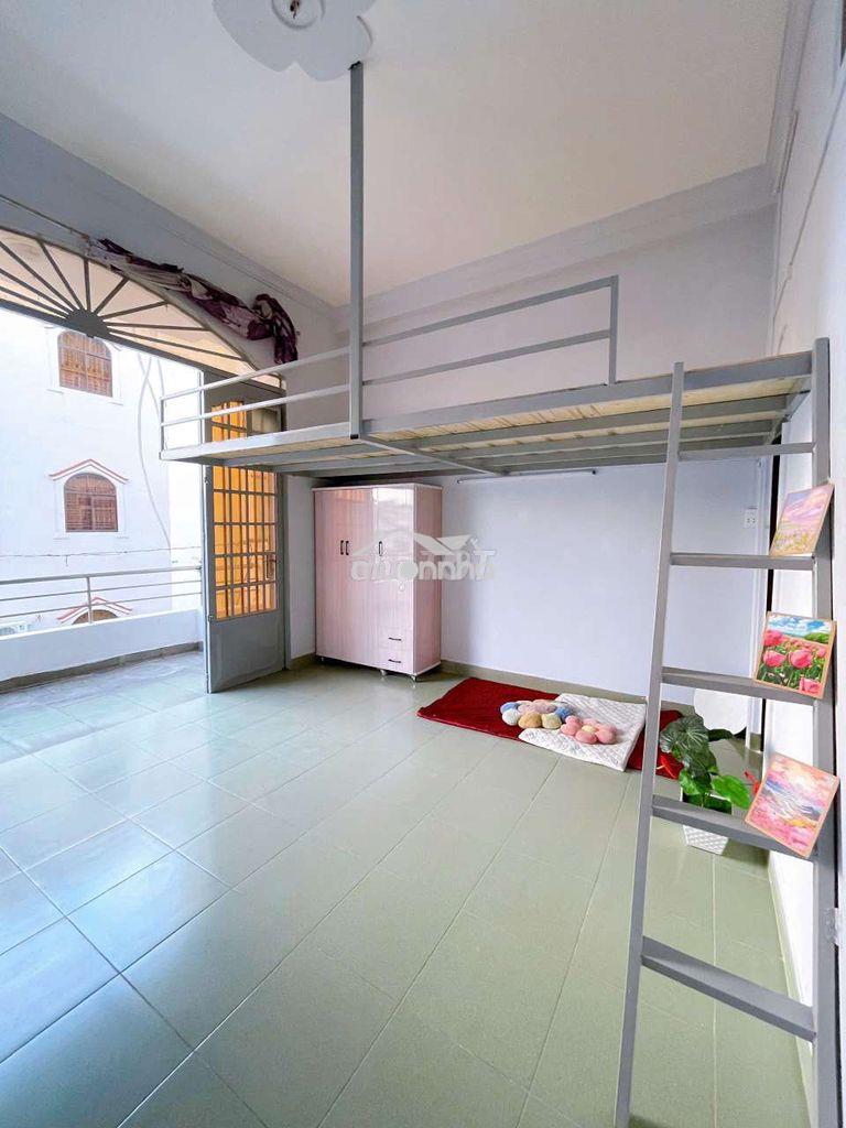Phòng duplex bancol siêu rộng - full nội thất - hỗ trợ cọc -5p aeon tp - Ảnh 2