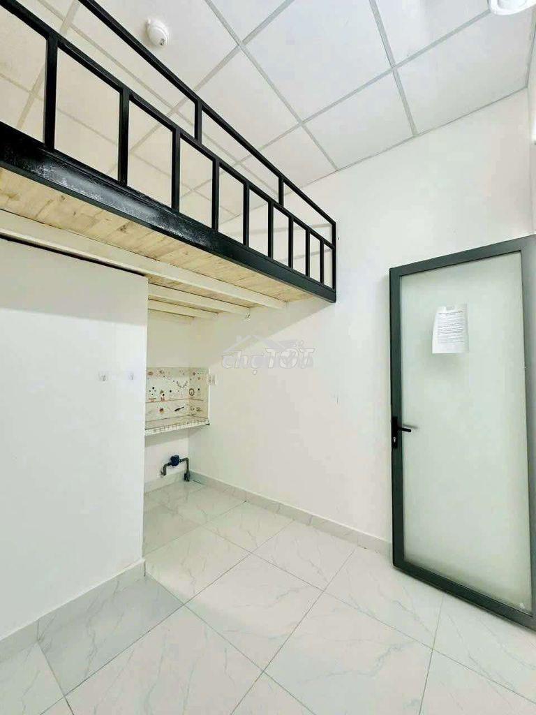 Phòng trọ có gác 2 người gần ufm - Ảnh 3