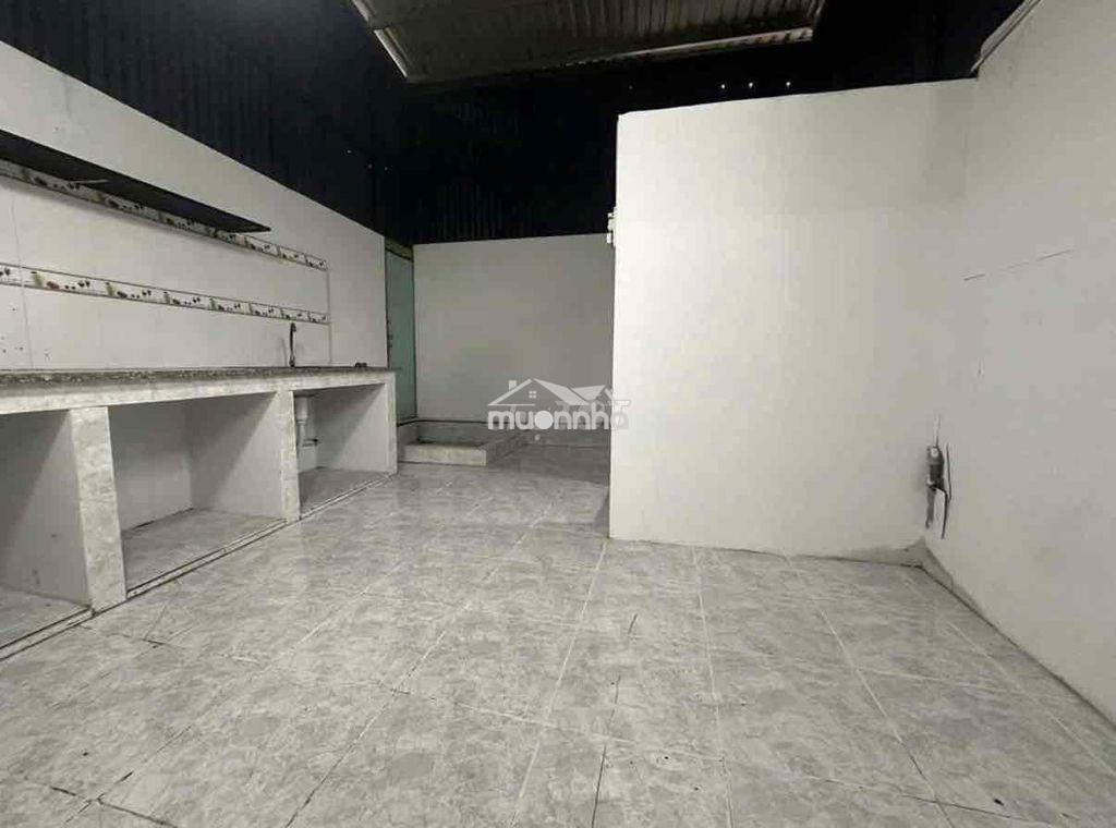 Cho thuê nhà bạch đằng 2 tầng 160m2 giá 11 tr/thang - Ảnh 4