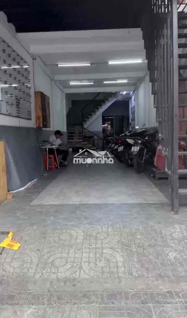Cho thuê văn phòng 105m2 có thang máy,chỗ để xe free - Ảnh 3