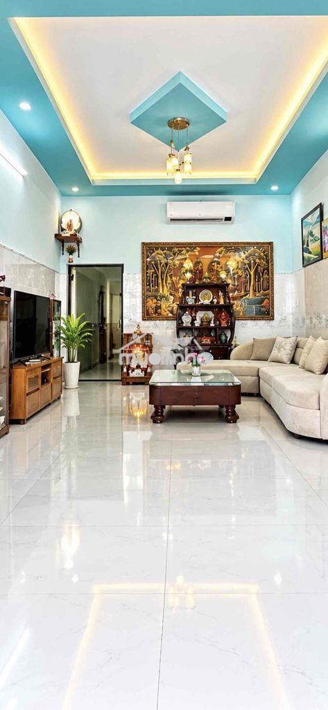 Chính chủ bán - 2.2 tỷ - 2 tầng - trung chánh -  gần chợ trung chánh
