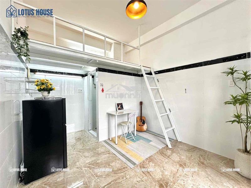 Duplex ban công giá rẻ ngay ngã tư bốn xã đâyyyy 🫣