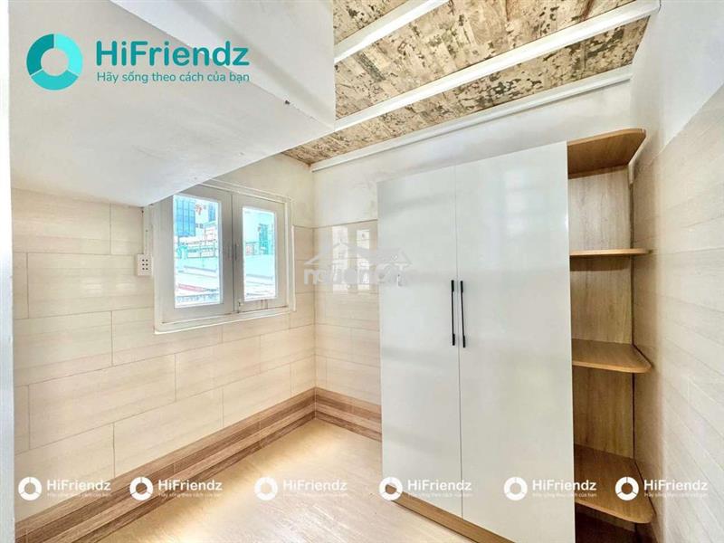 Phòng gác siêu rộng rãi cửa sổ trời thông thoáng🏡