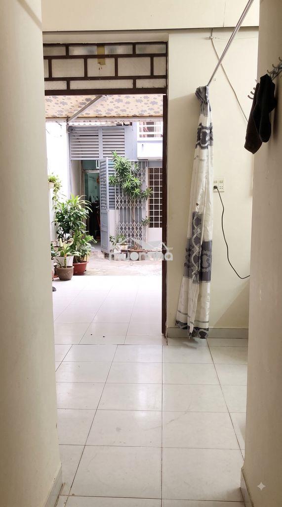 Nhà nguyên căn 20m2 ngay âu cơ/khuông việt /đh văn hiến [còn nhà] - Ảnh 2