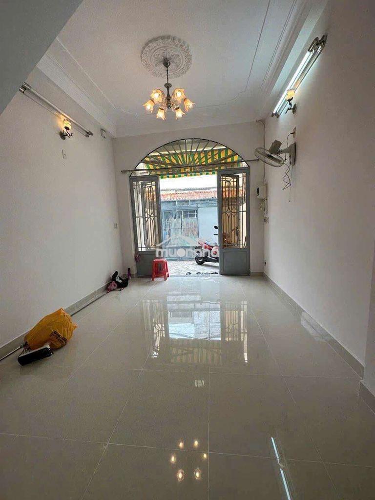 Cho thuê nhà dt 3,5x15 trệt lâu - Ảnh 2