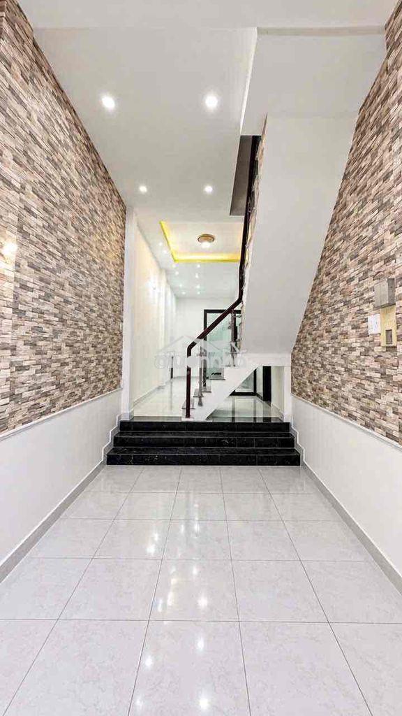 Nhà nc mới đẹp hxh 3.2x16  trệt lầu 2pn 2vs  cmt8 q3 - Ảnh 4