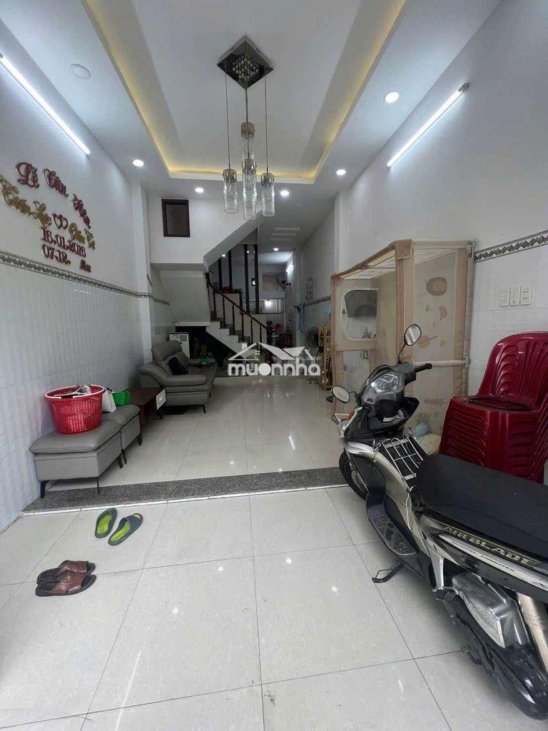 Nhà đẹp - hẻm rộng rãi - có máy lạnh