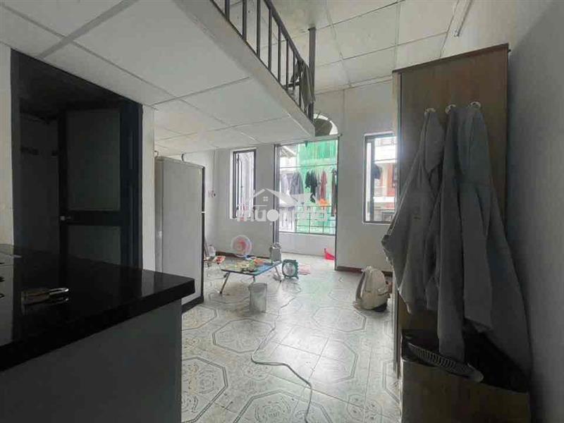 Duplex ban công ngay ba vì quận 10 full nội thất như ảnh